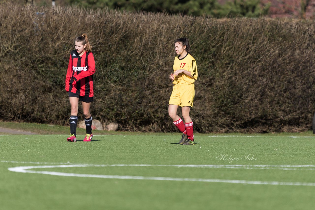 Bild 185 - B-Juniorinnen SG Weststeinburg/Bei - SV Fisia 03 : Ergebnis: 1:2